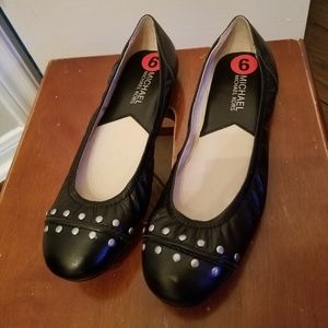 MICHAEL KORS LEATHER BALLET FLATS NEW